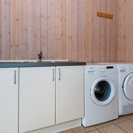 8 Person In Sydals *